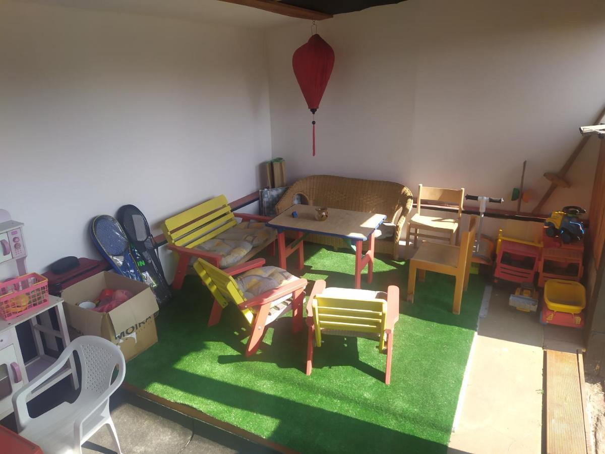 Вилла House Of Relax Recany nad Labem Экстерьер фото